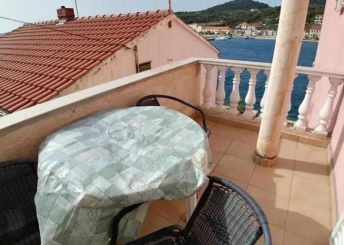 Svetka Apartamento *